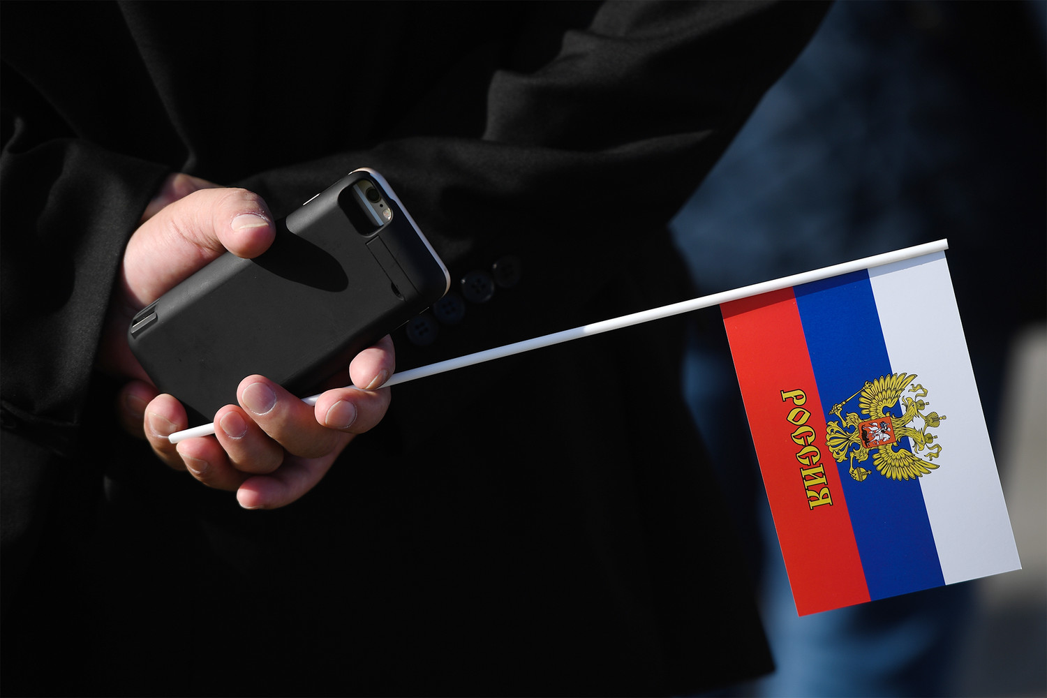 «Ъ»: в РФ начнут производить Android-смартфоны по цене от 10 до 30 тыс. руб.