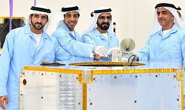 ОАЭ запустили в космос "первый арабский спутник"