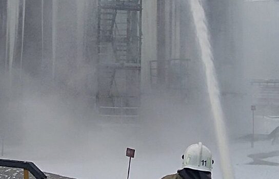 СКР проверит возгорание резервуара для нефтепродуктов в Югре