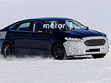 Обновленный Ford Mondeo засняли во время тестов