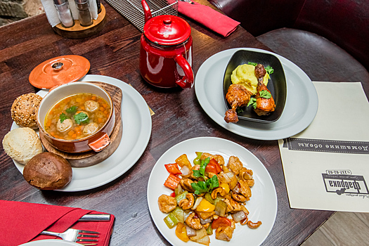 Кризис ударил по порциям бизнес-ланчей в ресторанах