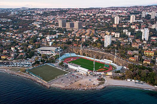 Футбол Хорватии: стадион «Кантрида» в Риеке — один из самых красивых в мире, фото, видео