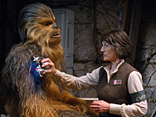 В переозвученных «Звездных войнах» обсудили волосатую грудь Чубакки