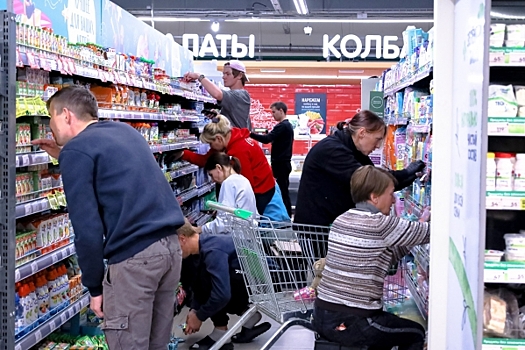 Госдума обсуждает раздачу бесплатных продуктов россиянам