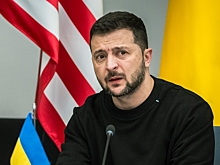Дипломат: выплачивать кредиты Киева предстоит следующим поколениям украинцев