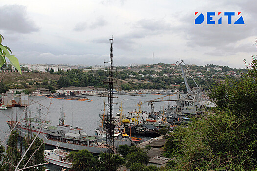 Российское судно подало сигнал бедствия в Чёрном море