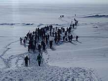 Палки в руки — и вперёд: 160 сибиряков три дня идут на лыжах вдоль Обского моря