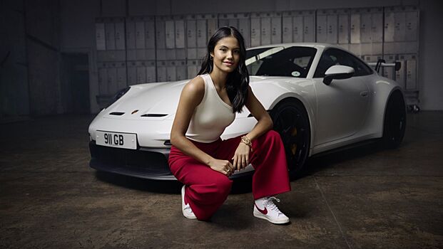 19-летнюю теннисистку раскритиковали за рекламу Porsche