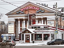 Омское кафе «Дубравушка», платившее за аренду в центре Омска рубль и подлежащее сносу, до сих пор стоит на ...