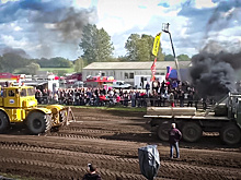 Жесткая битва: "Кировец" против армейского грузовика Tatra