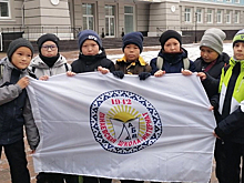 Дети ямальских тундровиков отправились на каникулы в Санкт-Петербург