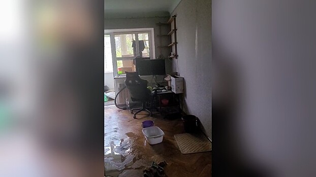 Дождь заливает квартиры, поврежденные при атаке БПЛА на Новороссийск