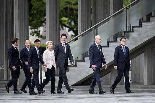 Премьер-министр Японии Фумио Кисида объявил о завершении саммита G7