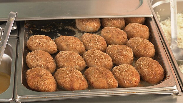 Меню в школьных столовых пересмотрят в четвёртый раз