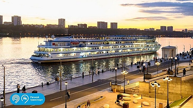 Больше 10 круизных рейсов отправится из Москвы до завершения сезона навигации