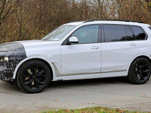 BMW X7 получил рестайлинг: первые фото