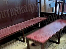 Шокирующий перформанс: обвиняемый в мошенничестве устроил кровавую сцену в зале суда