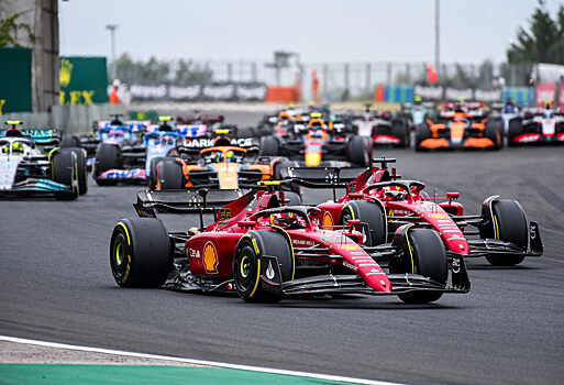 Марк Зурер: Уволил бы всех стратегов Ferrari