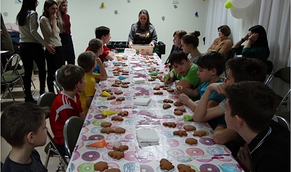 Молодые специалисты Томского филиала ССК организовали мастер-класс для воспитанников "Центра помощи детям, оставшимся без попечения родителей"
