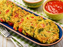 Картофельные котлеты с болгарским перцем и зеленью