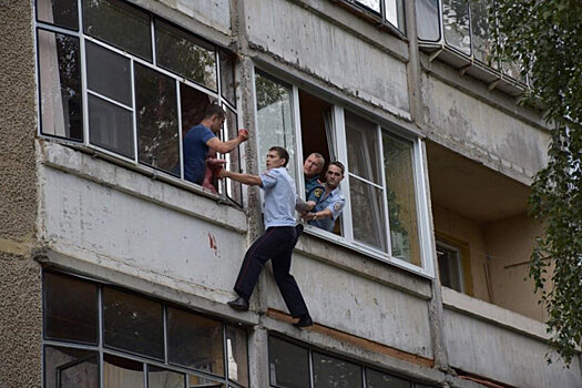 Саранские полицейские, спасшие ребенка, получат Ордена Славы Мордовии