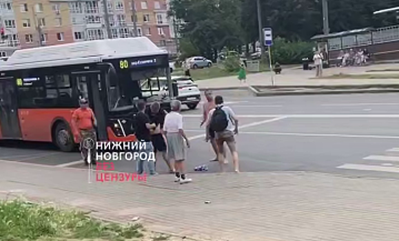 Драка водителя нижегородского автобуса с пассажирами обернулась расследованием