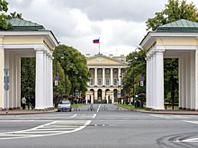 С начала года власти Петербурга заключили госконтракты на 65% от всей выделенной суммы