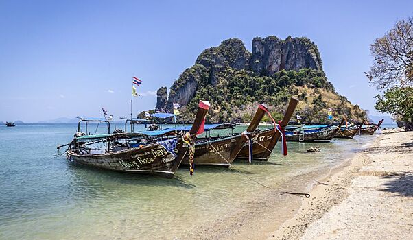 Таиланд снова откладывает введение туристического налога