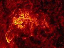 Облако плазмы от вспышки на Солнце может задеть Землю