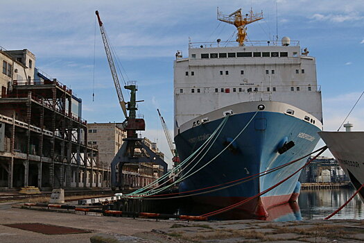Севастопольский порт передадут в федеральную собственность