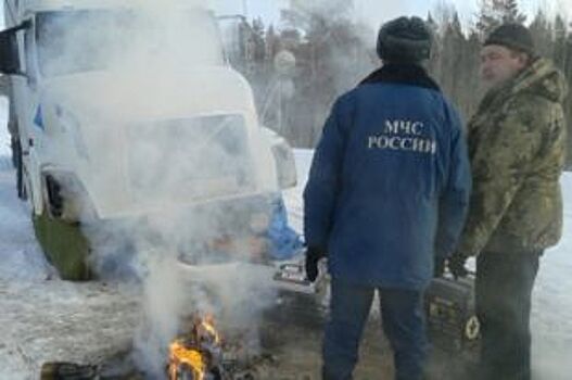 Пятеро дальнобойщиков едва не замерзли на трассе М-5