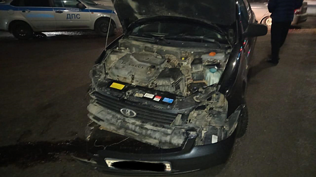 На Соколовой столкнулись водители-ровесники на «Приорах». Пострадала девушка