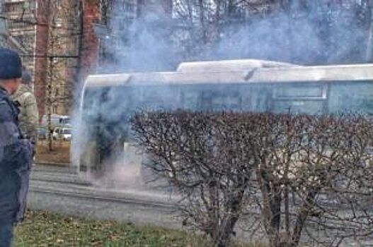 Во Владимире загорелся автобус с пассажирами