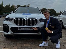 Владиславу Ларину за победу на Олимпиаде подарили именной «BMW»