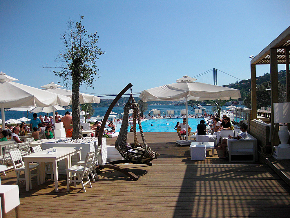 Ночной клуб «Суада», Стамбул, Турция, Ближний Восток