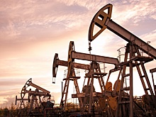 Новак: Добыча нефти в России в 2023 году составит примерно 527 млн тонн