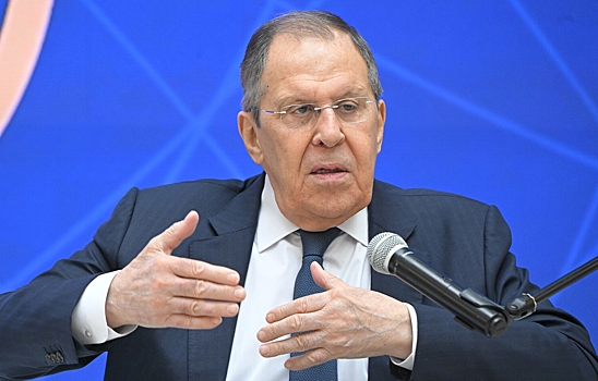 Лавров прокомментировал сообщения о планах США поменять переговорщика от РФ
