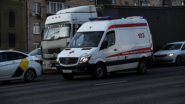 Неизвестные избили мужчину в центре Москвы