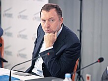 Дерипаска посоветовал россиянам быстро продать доллары и вложиться в евро, золото и юани