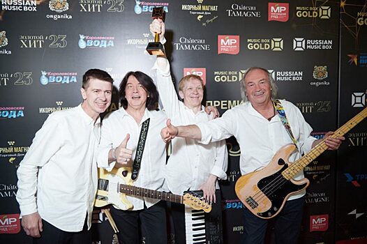 Рок-группа «Зодчие» получили премию «Золотой хит»