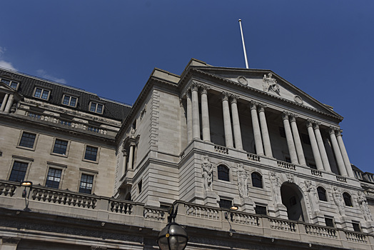 Банк Англии сохранил базовую ставку