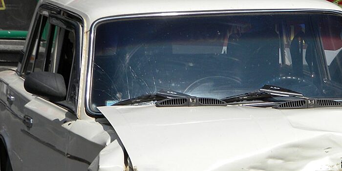 Угонщик «пятёрки» отправил её в кювет