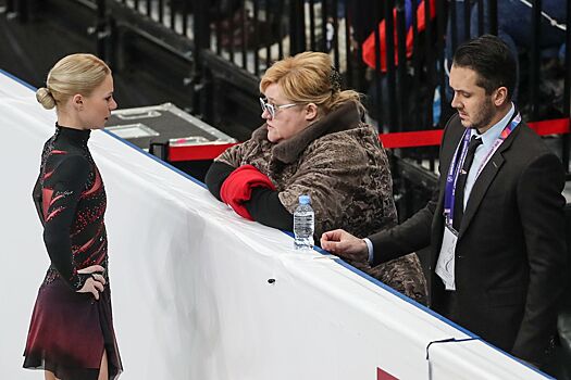 Российский боксёр Мирошниченко рассказал о работе под руководством тренера Канело