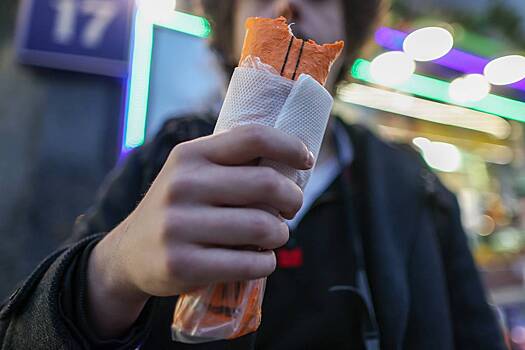 Россияне бросились скупать шаурму