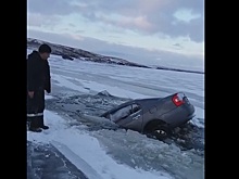 Нетрезвый водитель утопил машину на водохранилище в Башкирии. Видео