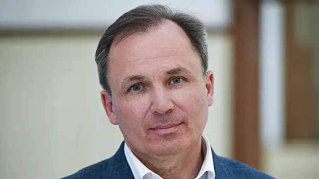 Летчик Ярошенко приветствовал возвращение в Россию из США Петрова