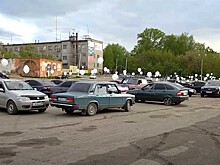 В Бежецке автомобилисты провели флешмоб в память о погибшем в ДТП водителе