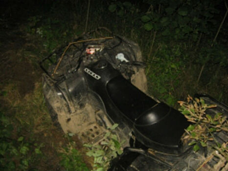 В Ярославской области мужчина на квадроцикле погиб в овраге