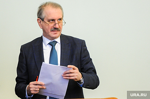 Челябинский министр и его заместитель попали в больницу с COVID