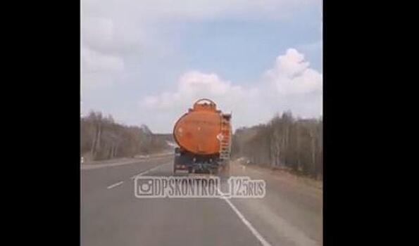 Момент страшного ДТП случайно попал на видео